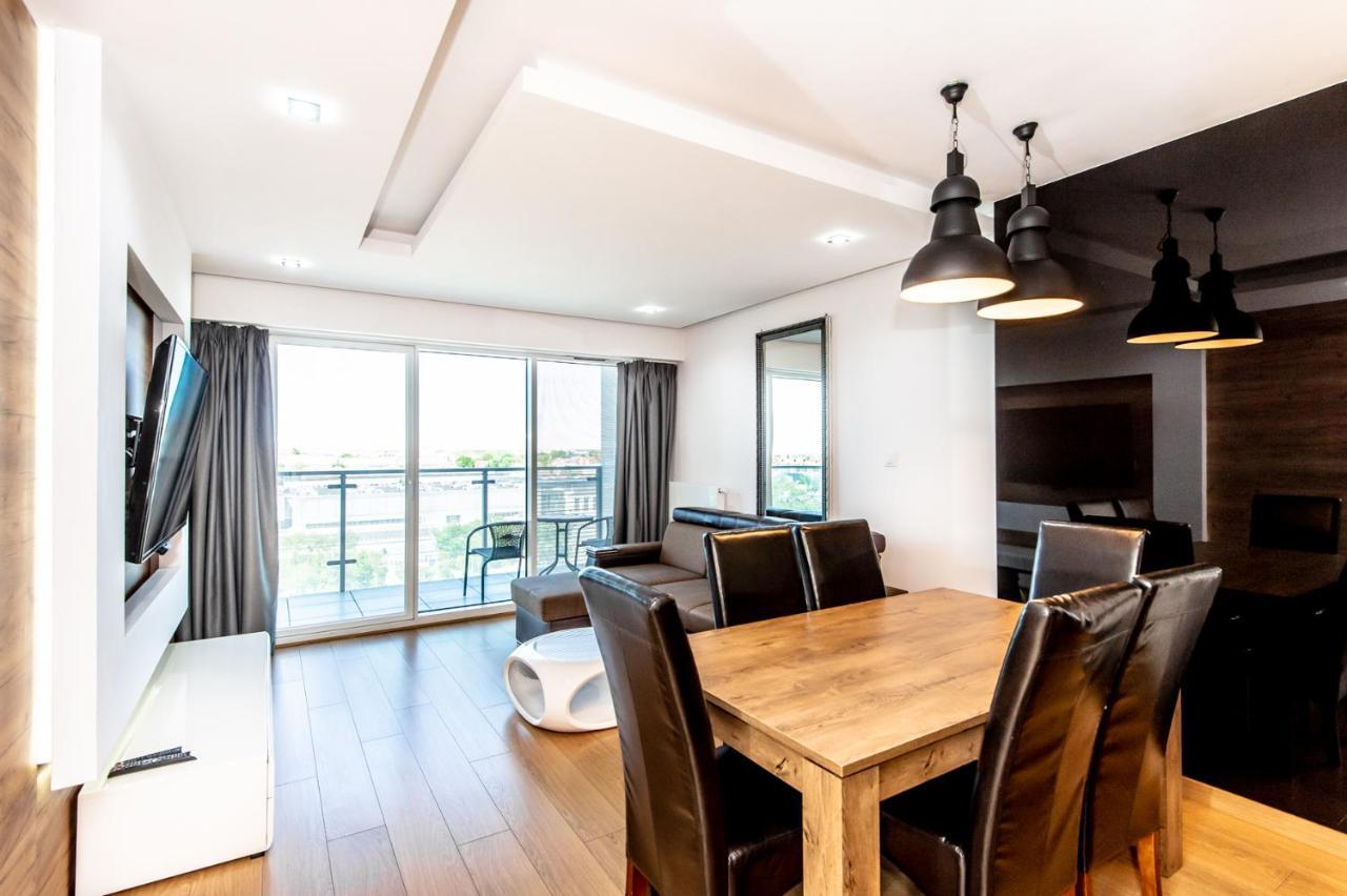 Super-Apartamenty International Fair Poznan Dış mekan fotoğraf