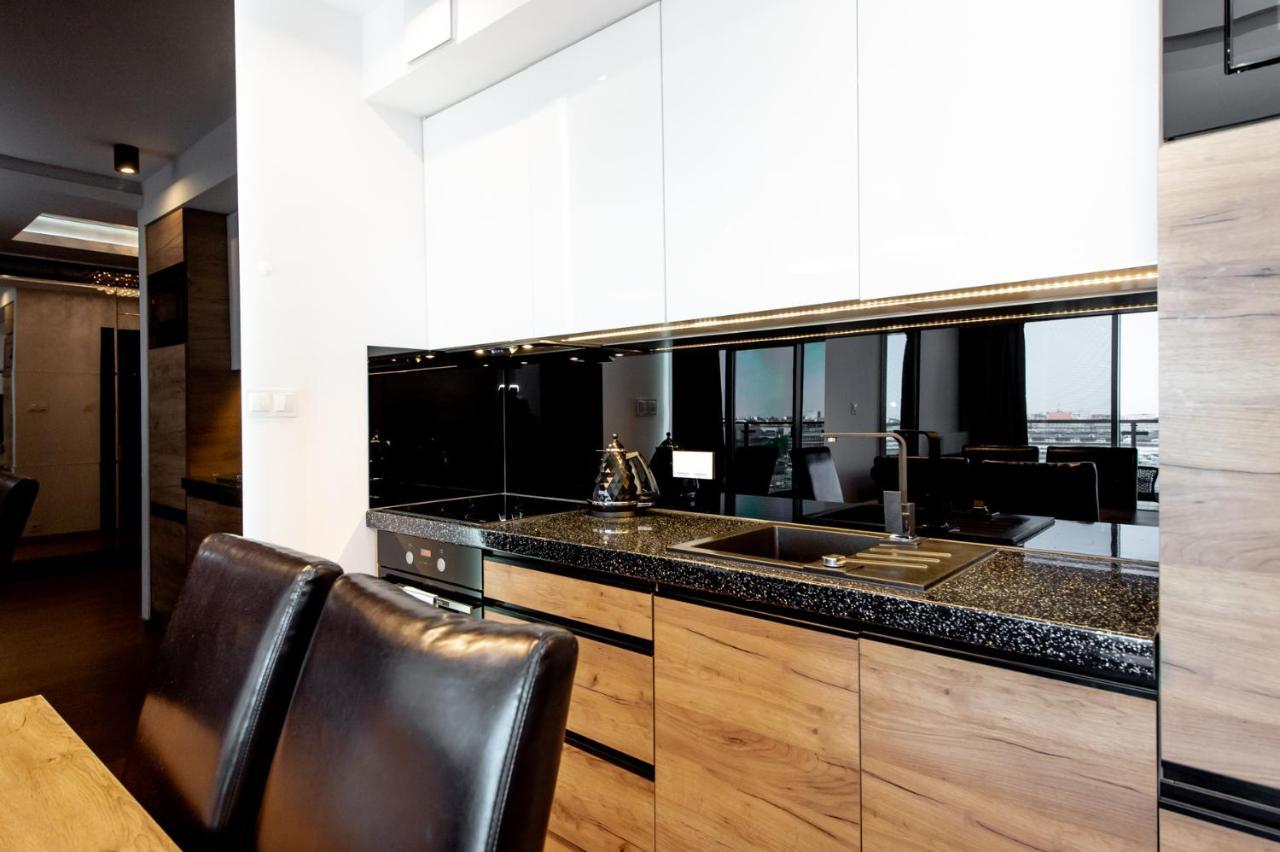 Super-Apartamenty International Fair Poznan Dış mekan fotoğraf